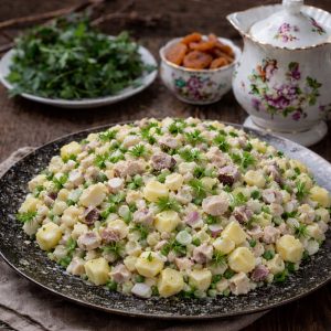 Сельдь с картофелем и луком