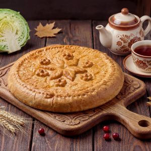 Пирог с капустой маленький